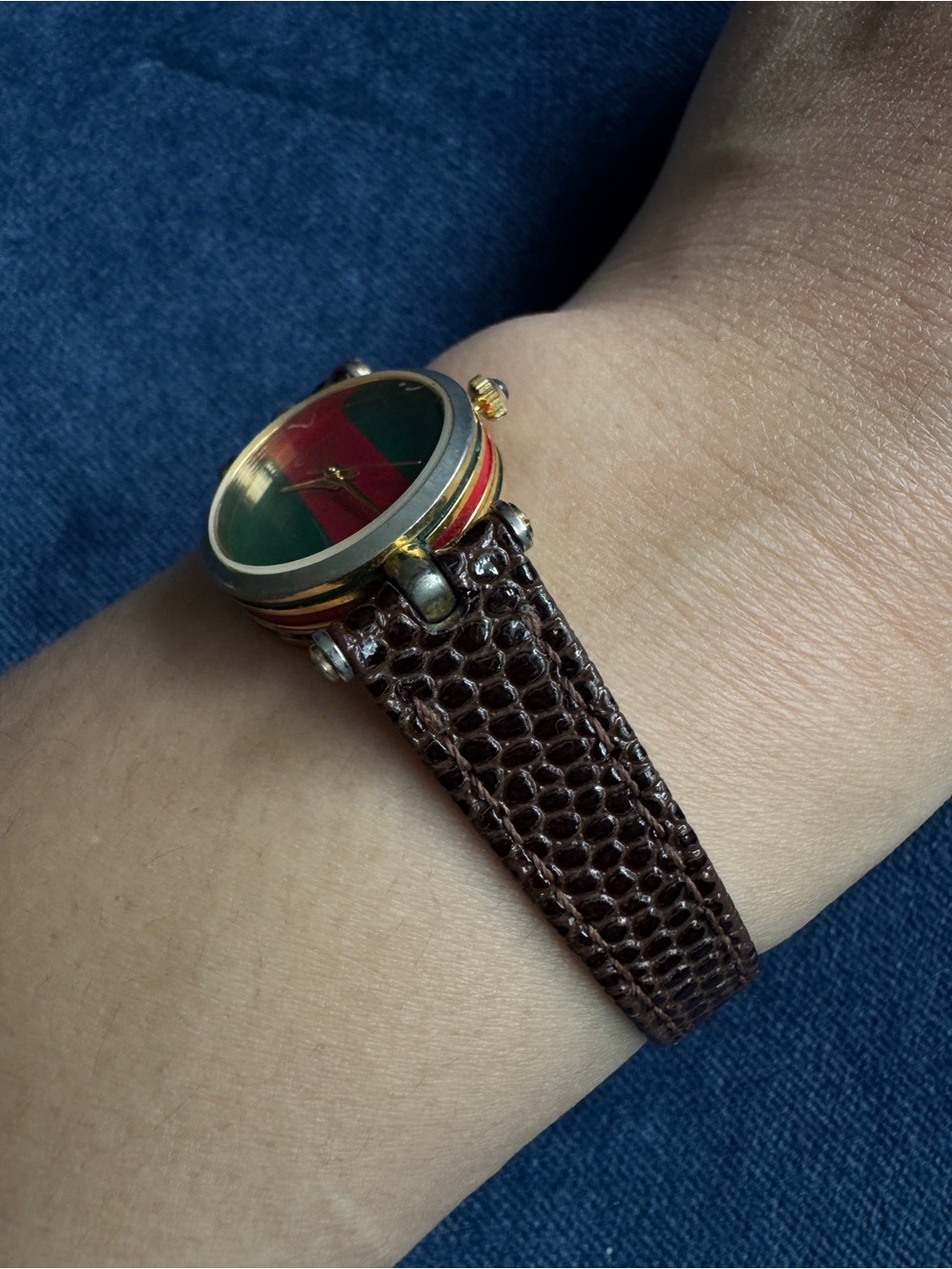 Vintage Gucci 1980’s Two Toned Wristwatch Brown Lizard Strap . - Picture 5 of 8